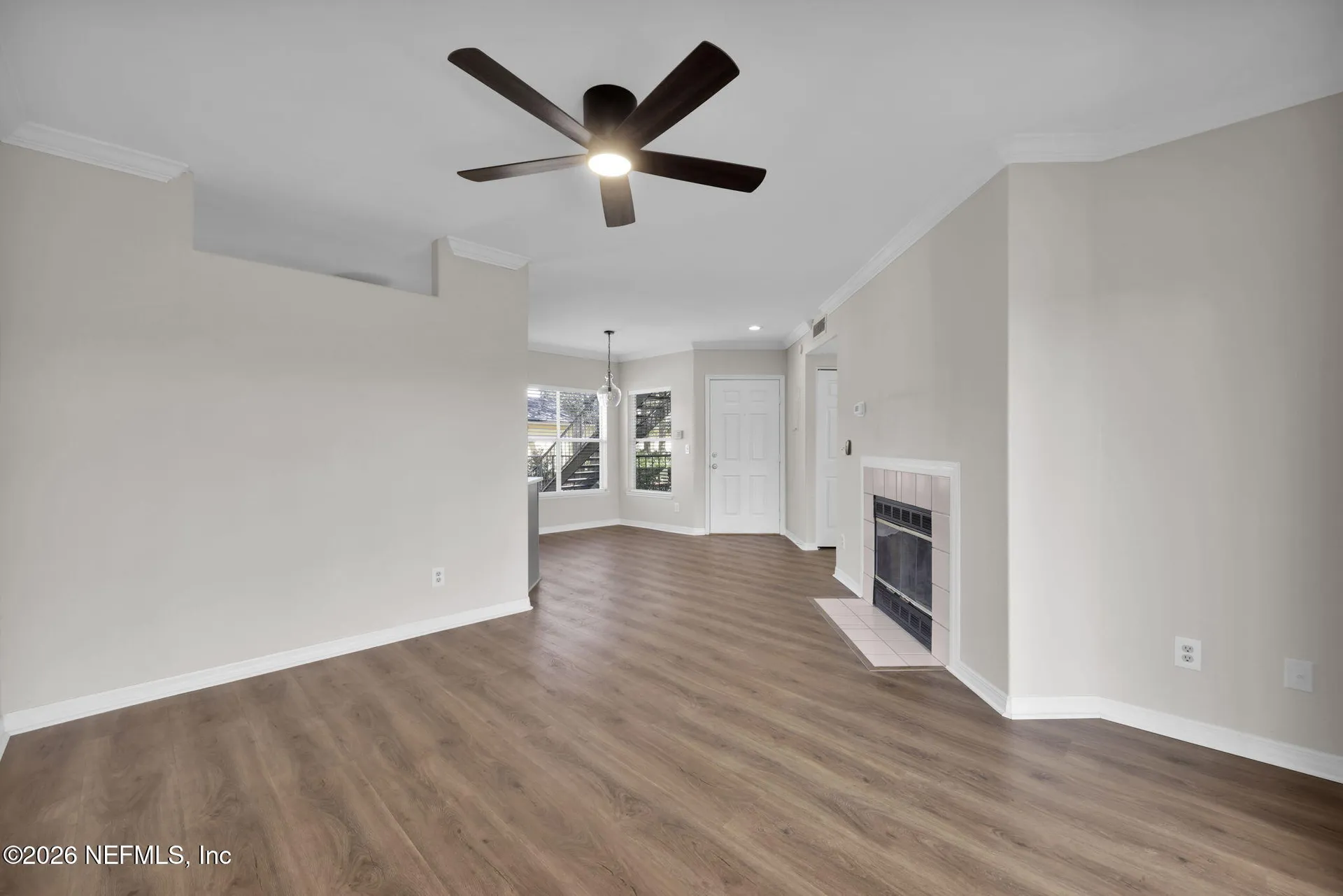 1800 The Greens Way Jacksonville Beach FL 32250