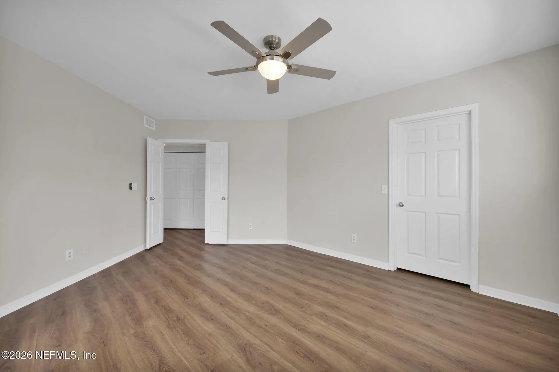 1800 The Greens Way Jacksonville Beach FL 32250