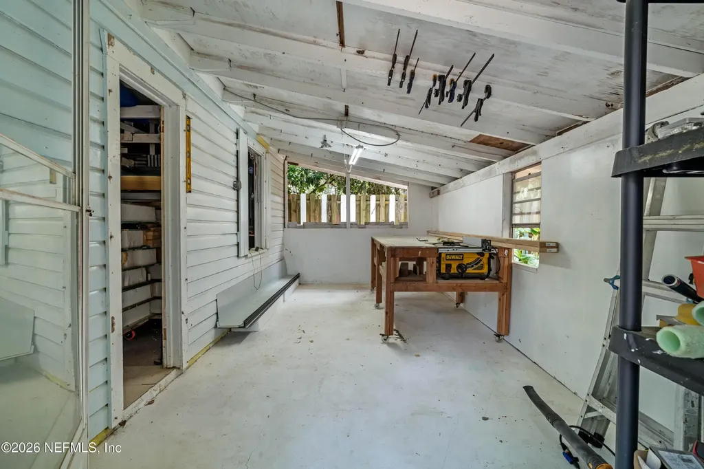 2720 Apache Avenue Jacksonville FL 32210