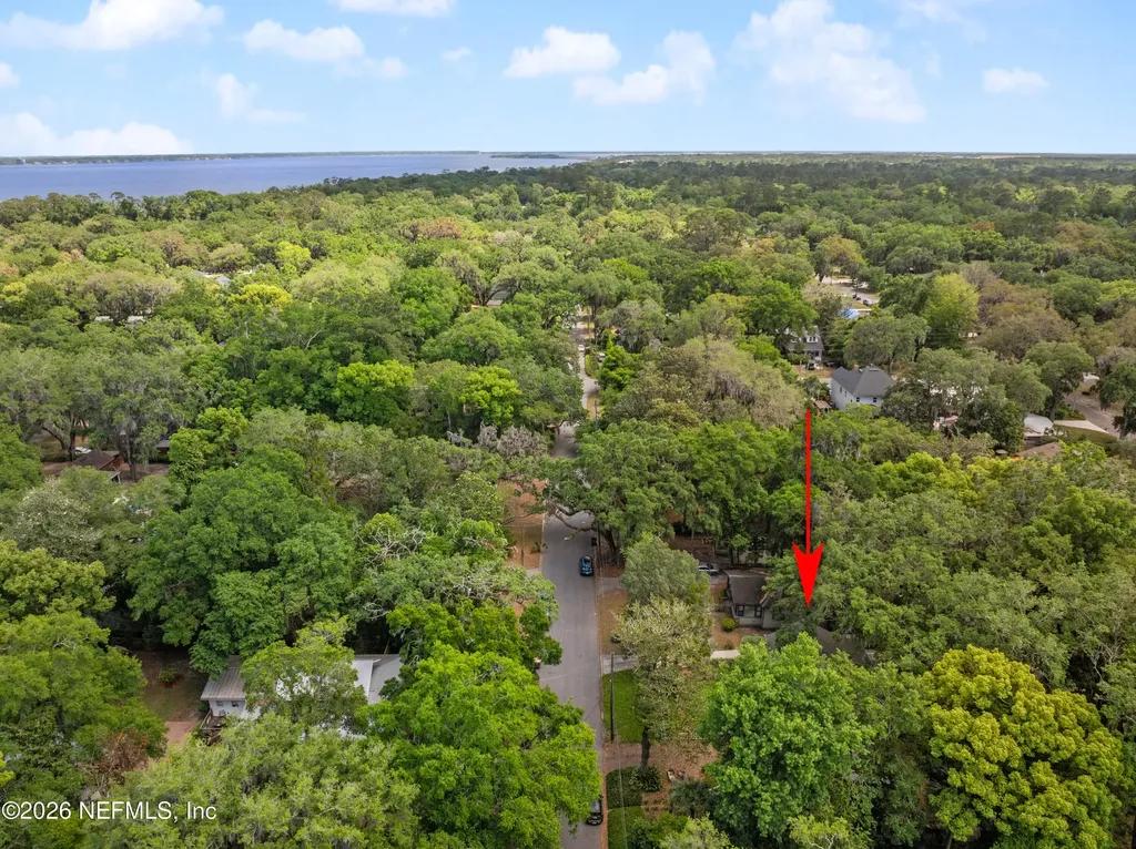 2720 Apache Avenue Jacksonville FL 32210