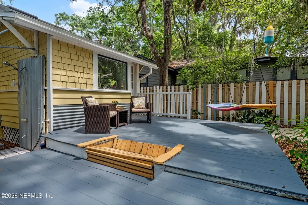 2720 Apache Avenue Jacksonville FL 32210