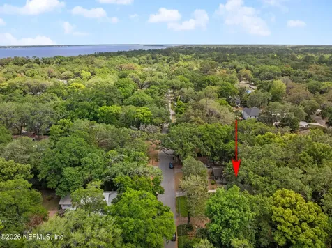 2720 Apache Avenue Jacksonville FL 32210
