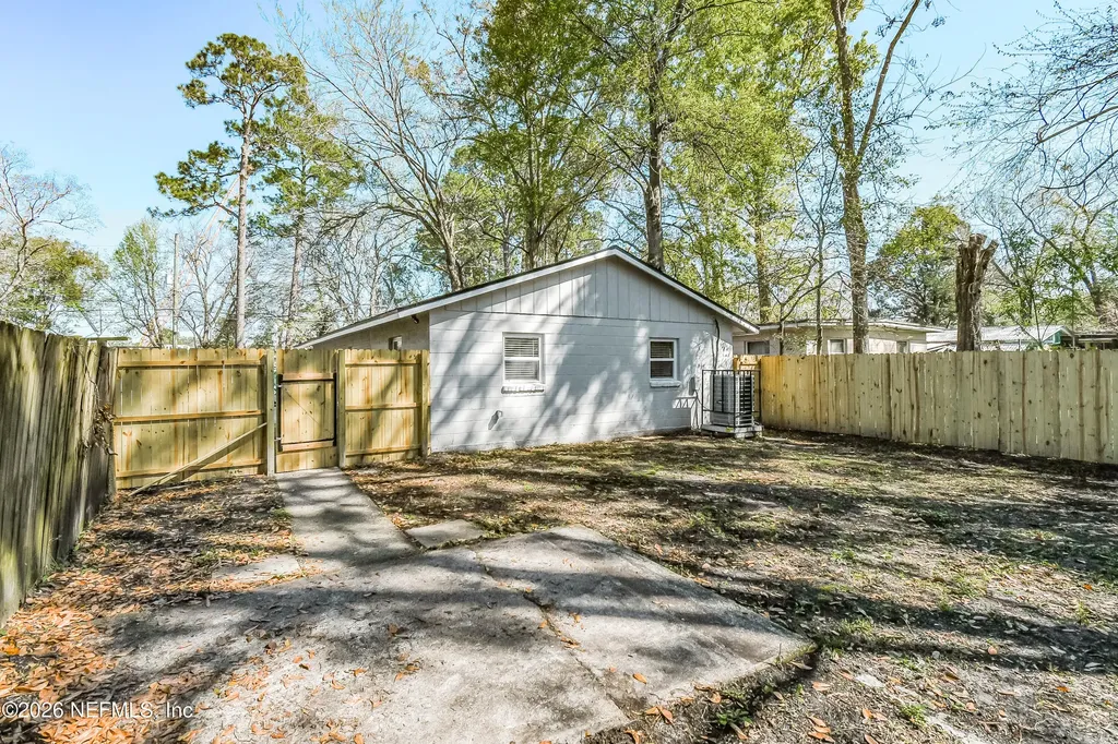 3348 Phyllis Street Jacksonville FL 32205