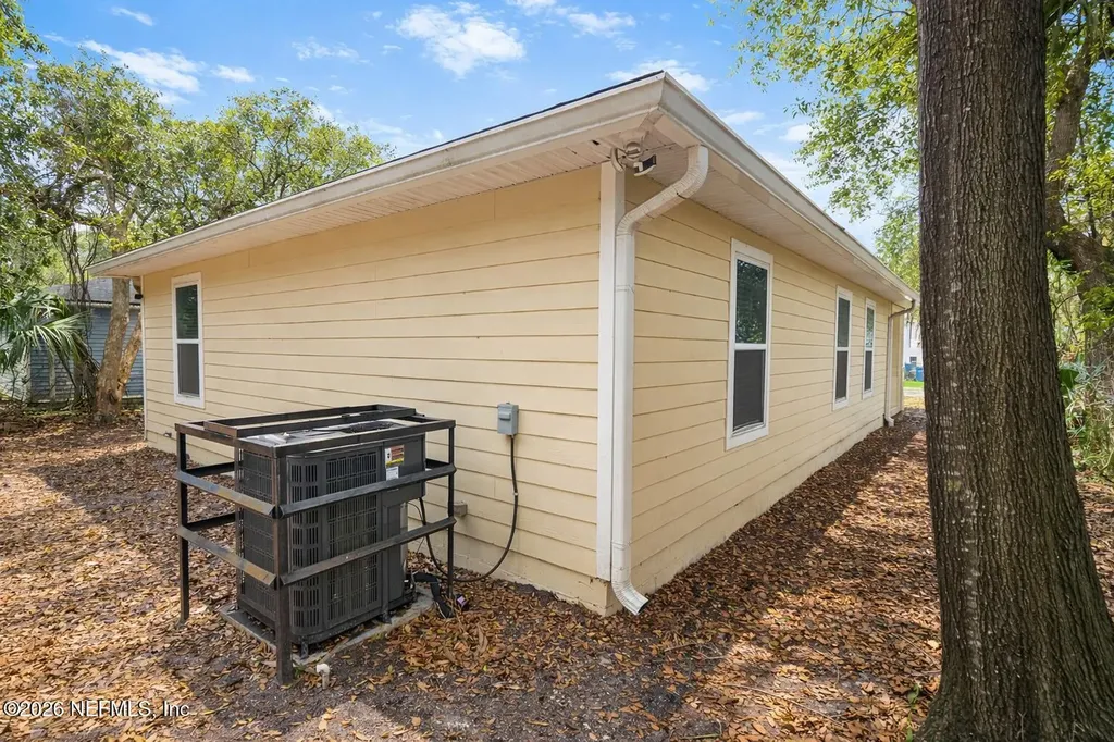 1747 W 44th Street Jacksonville FL 32209