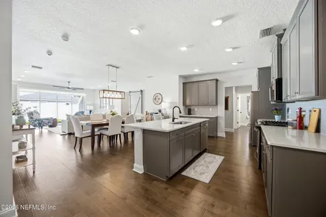 229 Chandler Drive St. Johns FL 32259