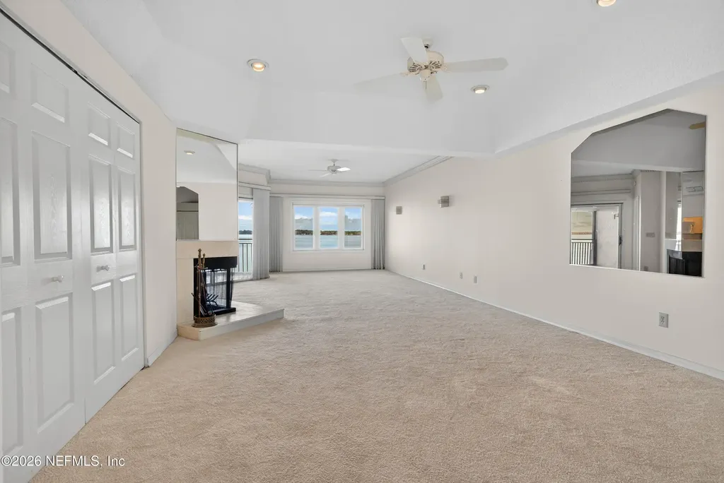 2099 Winterbourne E Orange Park FL 32073