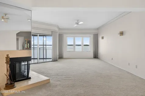 2099 Winterbourne E Orange Park FL 32073