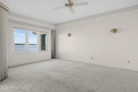 2099 Winterbourne E Orange Park FL 32073