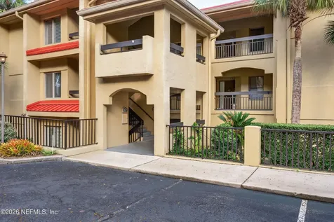2099 Winterbourne E Orange Park FL 32073