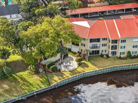 2099 Winterbourne E Orange Park FL 32073