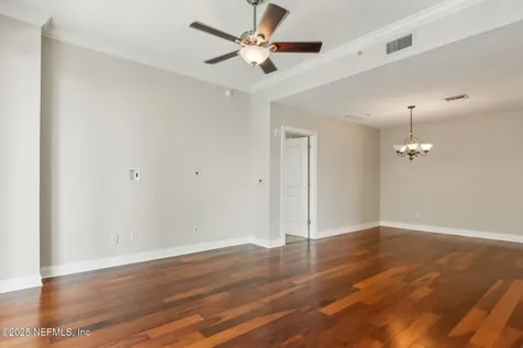 1431 Riverplace Boulevard Jacksonville FL 32207