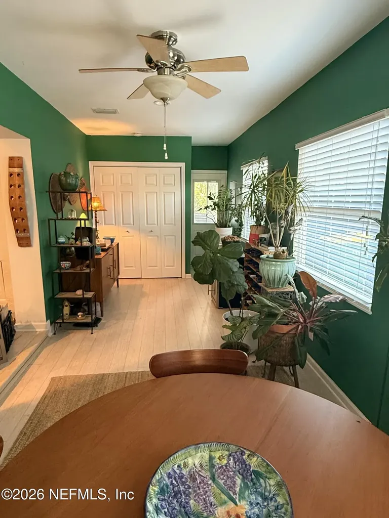 926 6th Avenue N Jacksonville Beach FL 32250