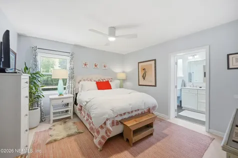 926 6th Avenue N Jacksonville Beach FL 32250