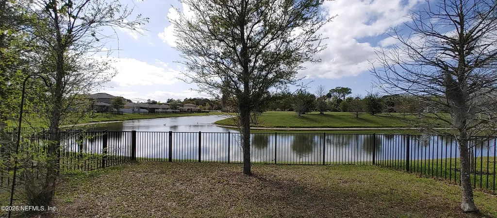 8279 Meadow Walk Lane Jacksonville FL 32256