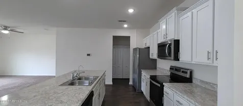 8279 Meadow Walk Lane Jacksonville FL 32256