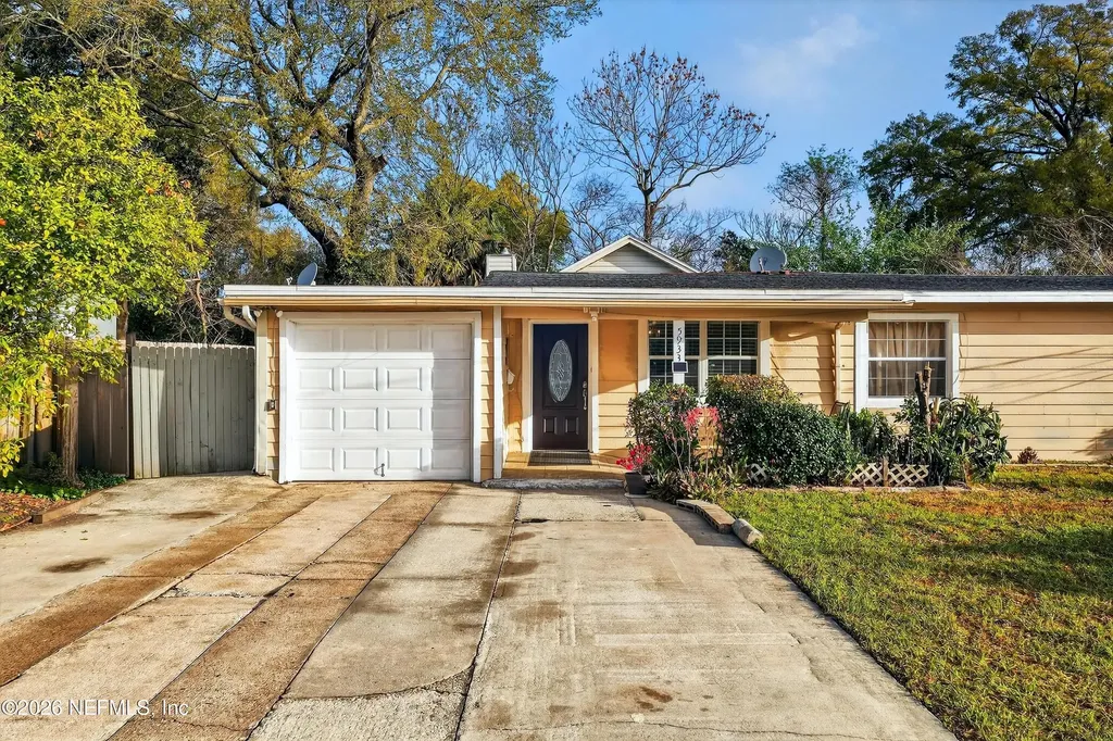 5933 Green Hill Lane Jacksonville FL 32211