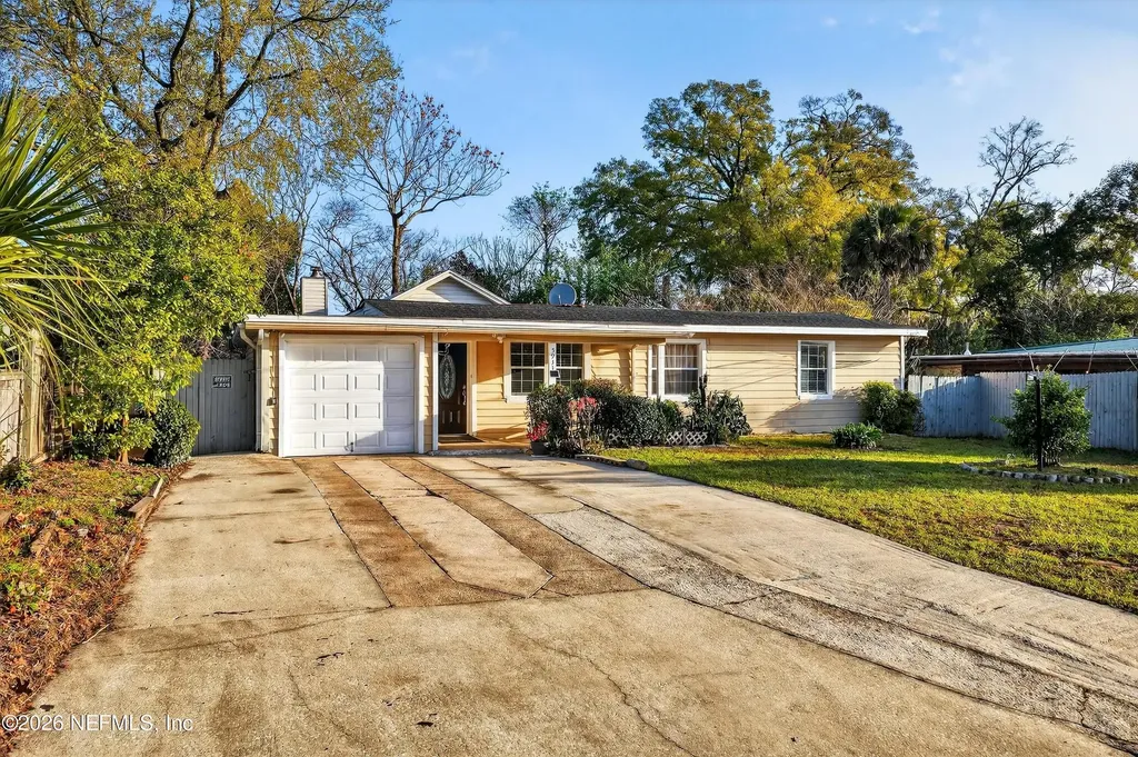 5933 Green Hill Lane Jacksonville FL 32211