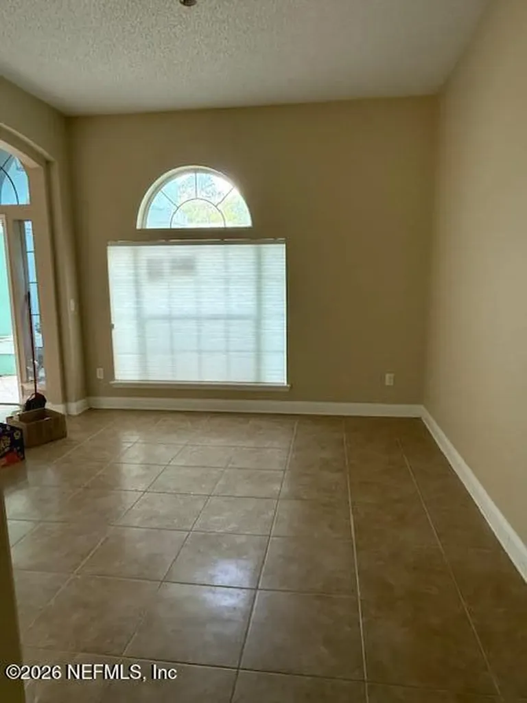 2044 Oak Glen Road Jacksonville FL 32218