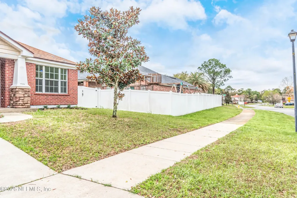 4631 Glendas Meadow Drive Jacksonville FL 32210