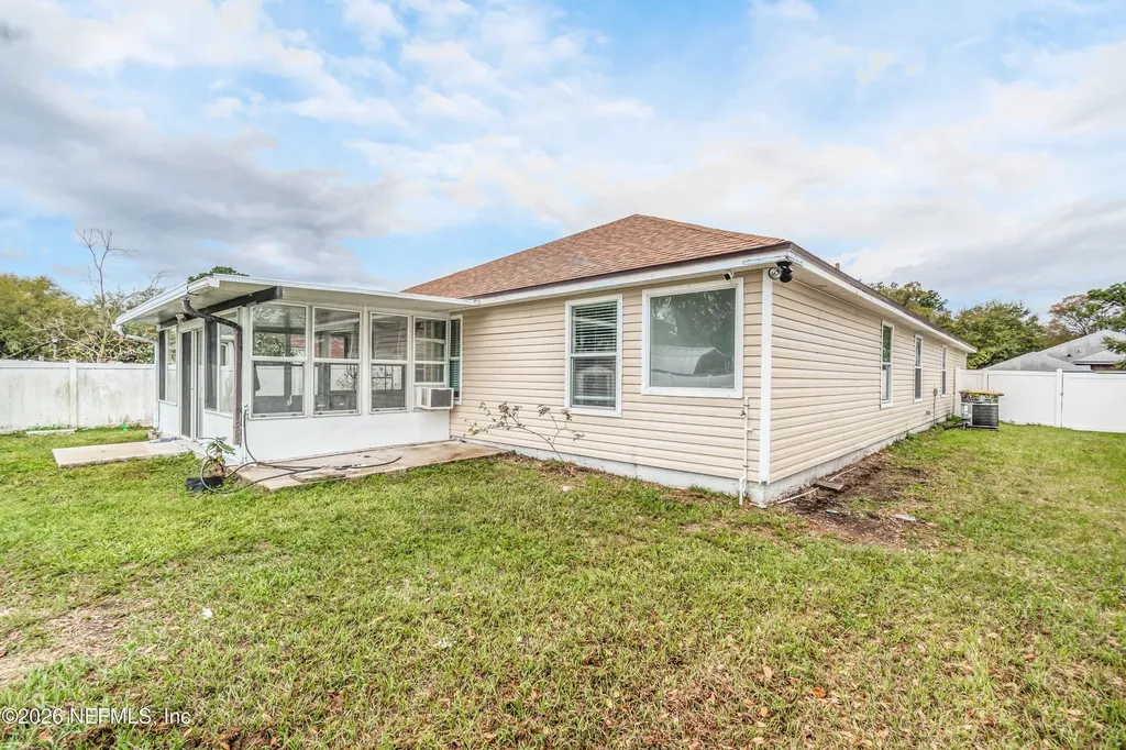 4631 Glendas Meadow Drive Jacksonville FL 32210