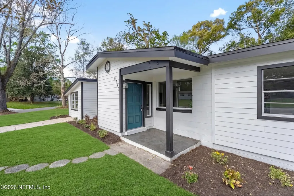 6749 Mopsy Lane Jacksonville FL 32210