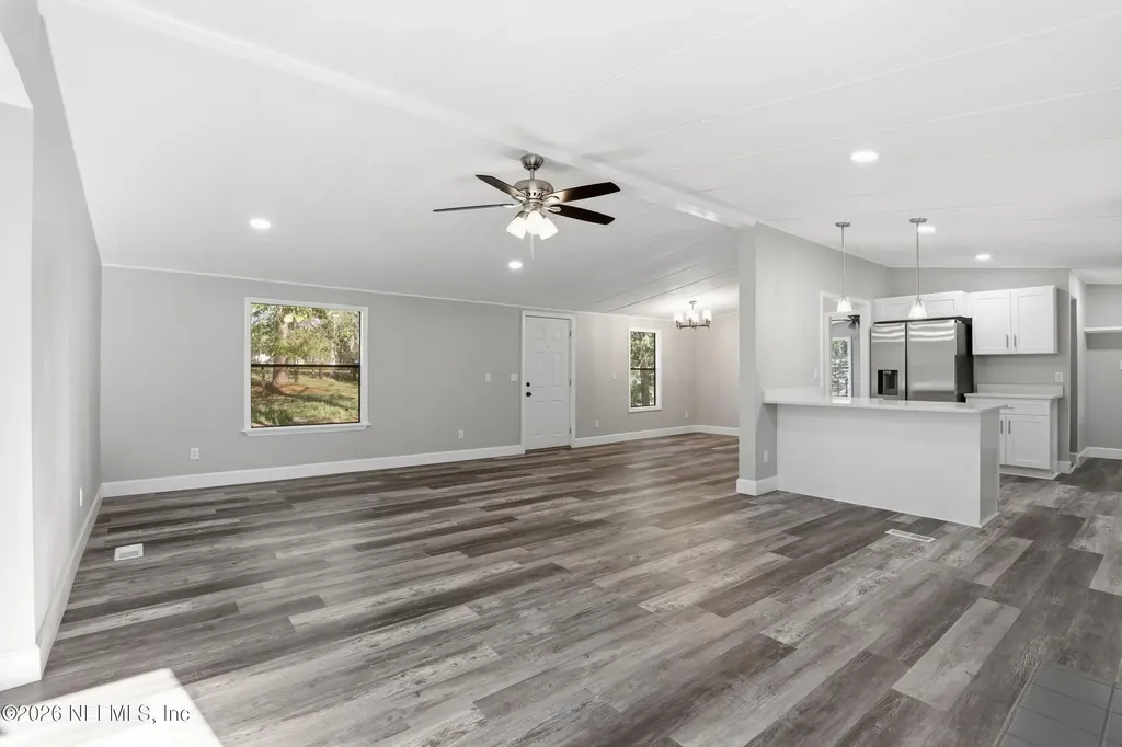 157 Plankton Avenue Middleburg FL 32068