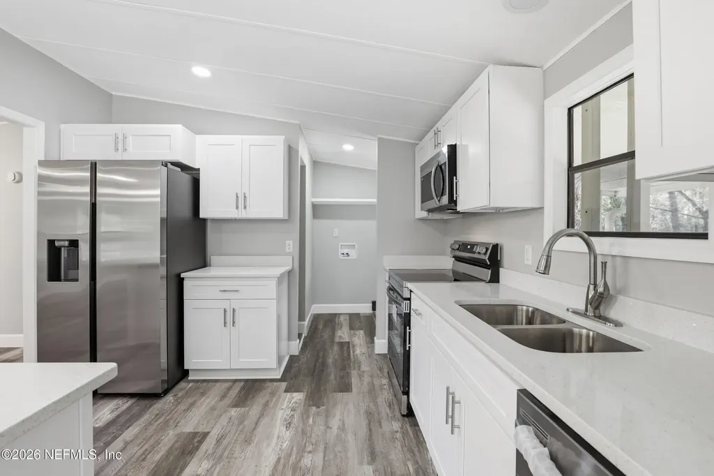 157 Plankton Avenue Middleburg FL 32068