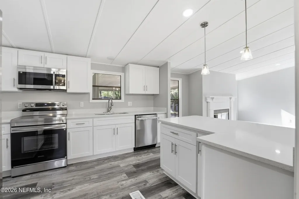 157 Plankton Avenue Middleburg FL 32068
