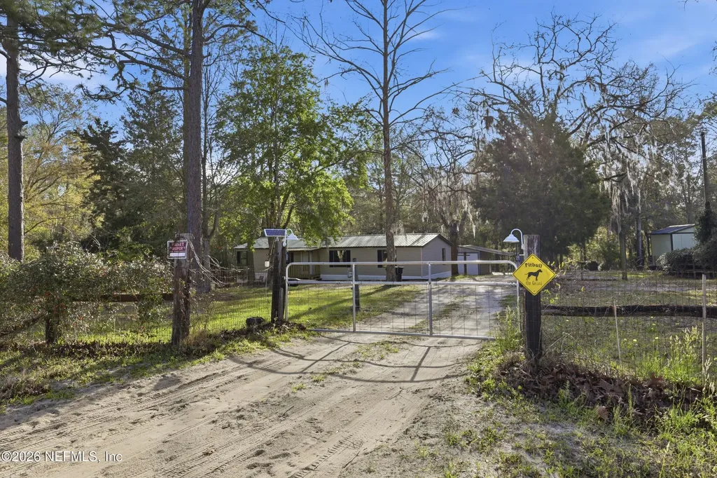 157 Plankton Avenue Middleburg FL 32068