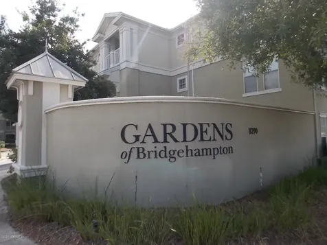 8290 Gate Parkway W Jacksonville FL 32216