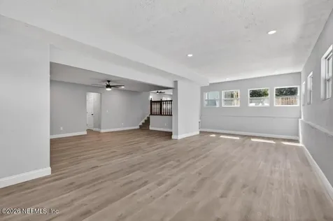 4040 Cove Saint Johns Road Jacksonville FL 32277