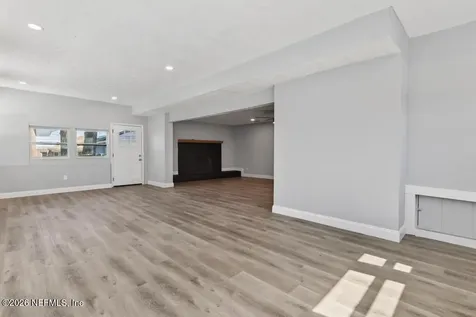 4040 Cove Saint Johns Road Jacksonville FL 32277