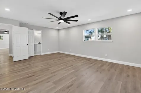 4040 Cove Saint Johns Road Jacksonville FL 32277
