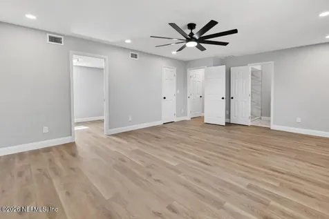 4040 Cove Saint Johns Road Jacksonville FL 32277