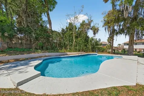 4040 Cove Saint Johns Road Jacksonville FL 32277