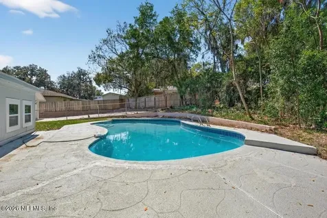 4040 Cove Saint Johns Road Jacksonville FL 32277
