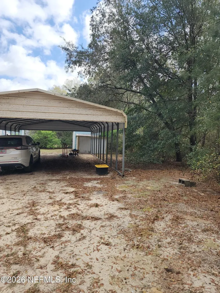 231 Lakeview Court Interlachen FL 32148