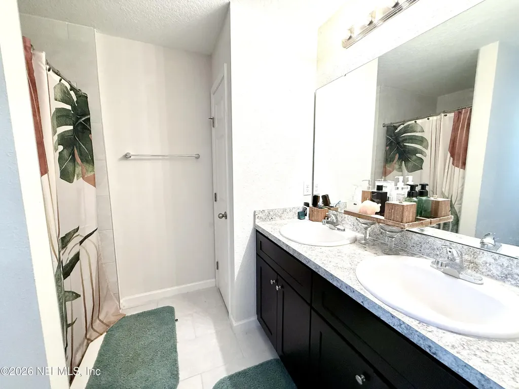 8840 Eaton Avenue Jacksonville FL 32211