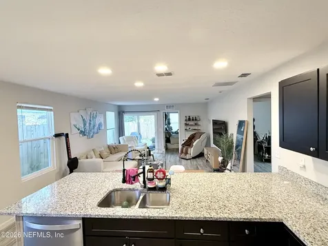 8840 Eaton Avenue Jacksonville FL 32211