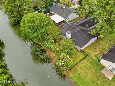 445 Blue Whale Way Jacksonville FL 32218