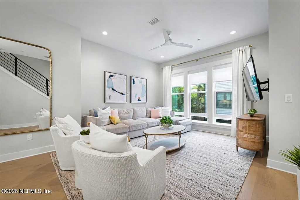 1616 Piazza Place Jacksonville FL 32207