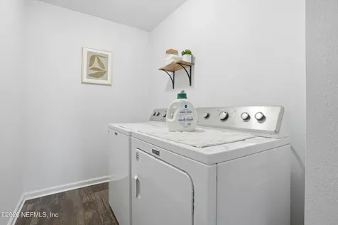9123 Tapper Court Jacksonville FL 32211