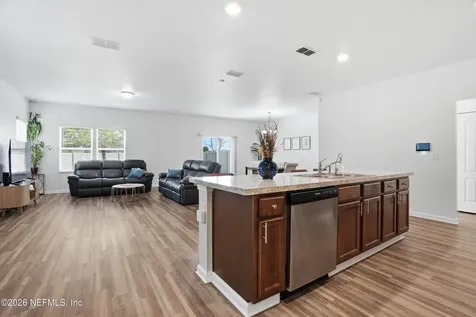 9123 Tapper Court Jacksonville FL 32211