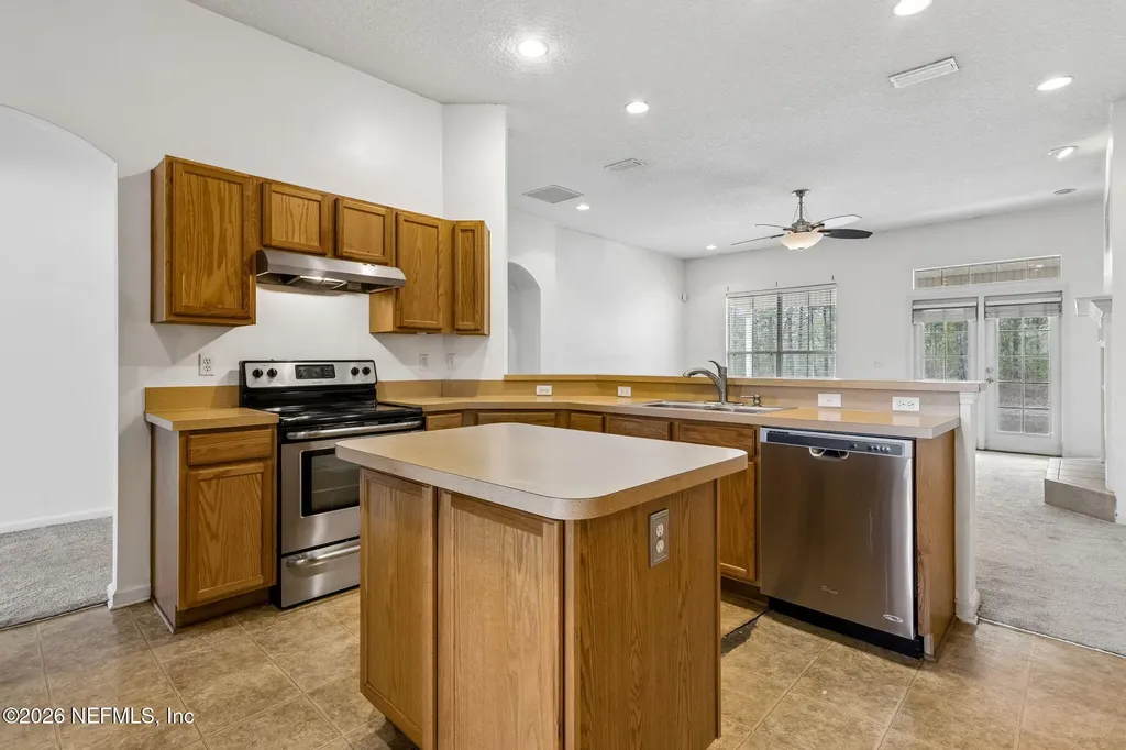 1586 Elsa Drive Jacksonville FL 32218