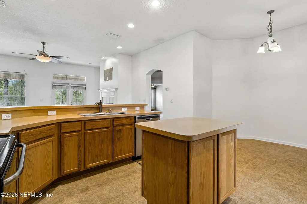 1586 Elsa Drive Jacksonville FL 32218