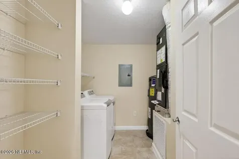 10075 Gate Parkway Jacksonville FL 32246