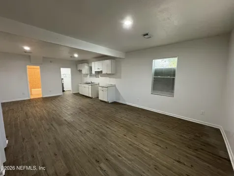 34 La Main Court Jacksonville FL 32204