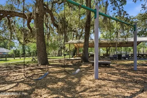 8233 Old Port Circle N Jacksonville FL 32216
