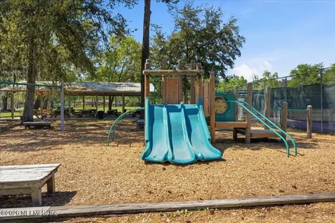 8233 Old Port Circle N Jacksonville FL 32216