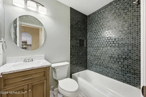 305 Redwood Lane St. Johns FL 32259